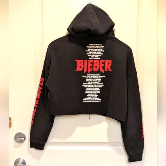EUC Justin Bieber Divided S Purpose Stadium Tour Cotton Crop Hoodie - Picture 2 of 4